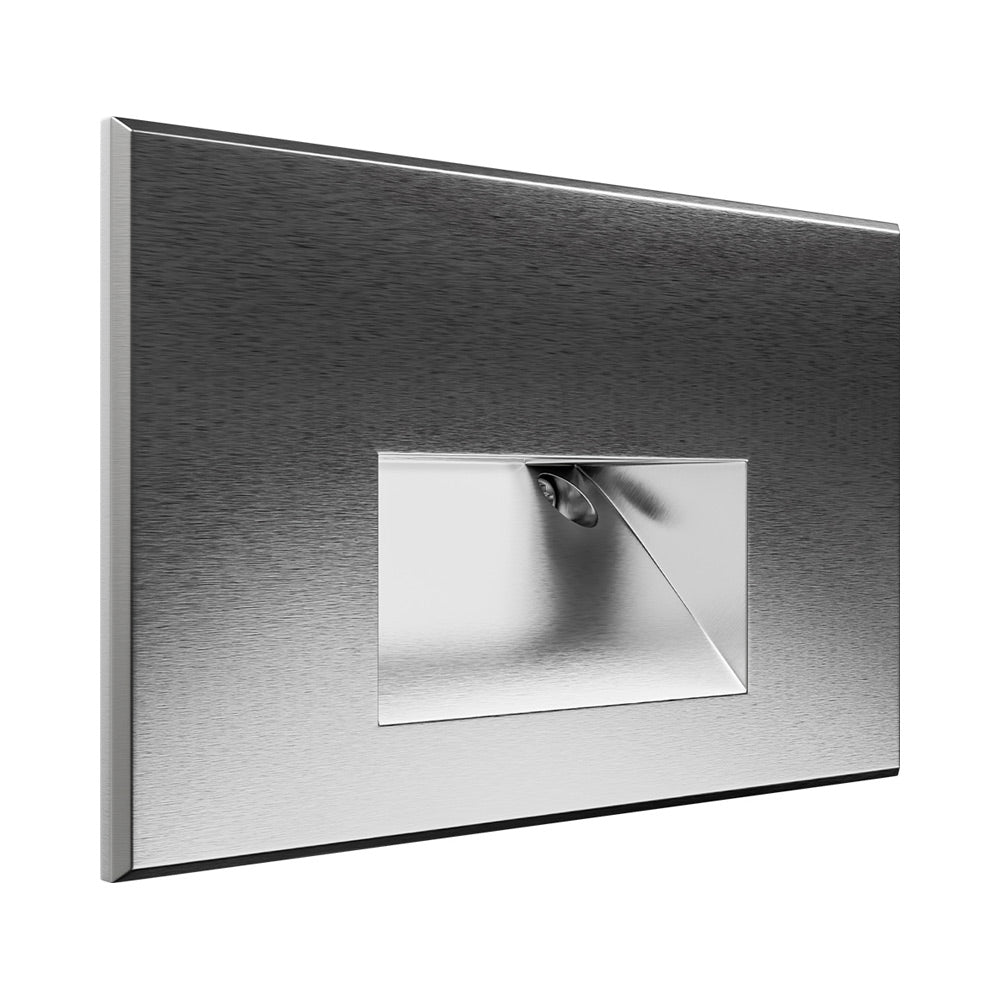 Colorscaping Horizontal Outdoor LED Step Light in Detail.