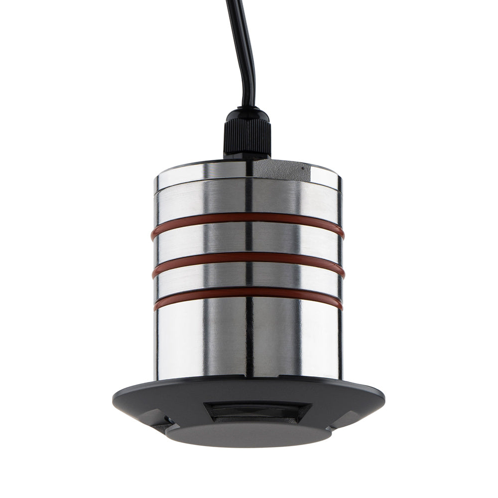 Colorscaping Quad-Directional Outdoor LED Step Light in Detail.