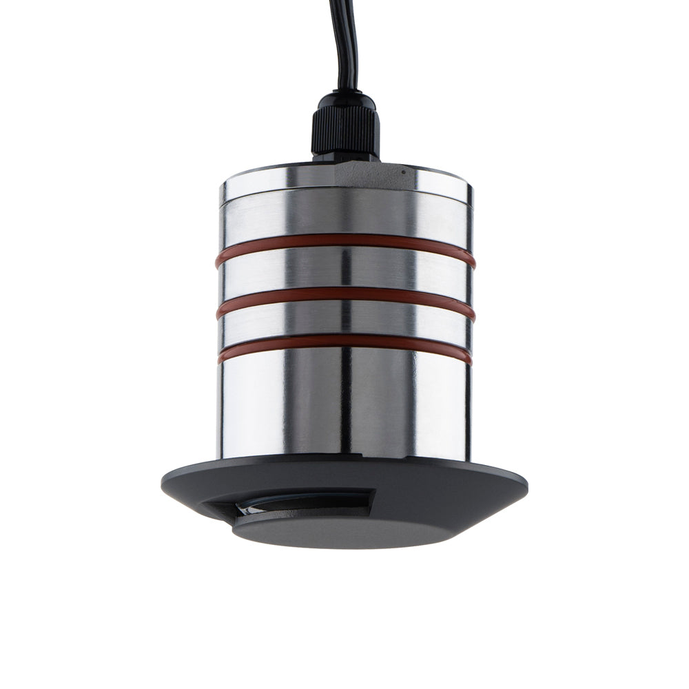 Colorscaping Single-Directional Outdoor LED Step Light in Detail.