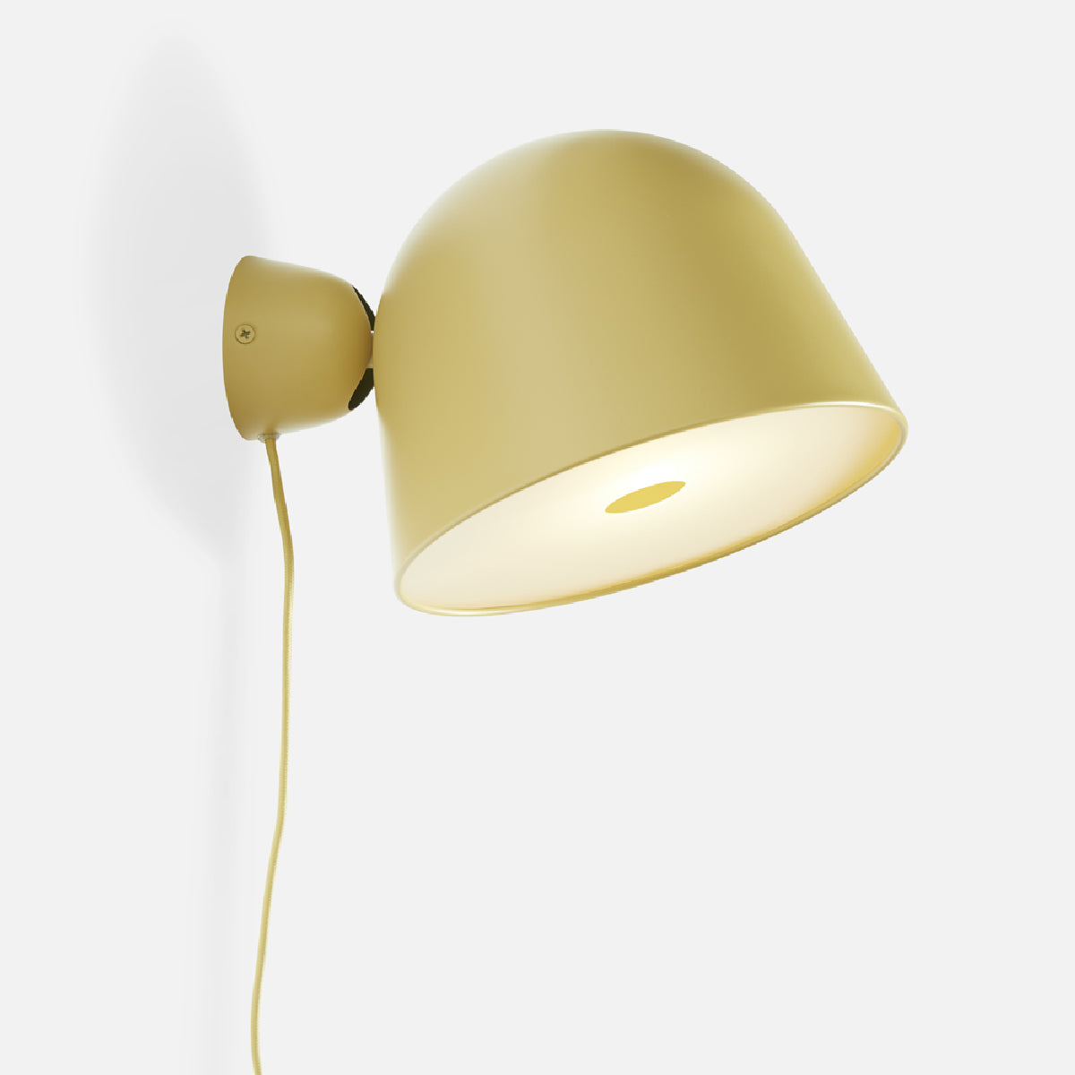 Kuppi Wall Light in Detail.