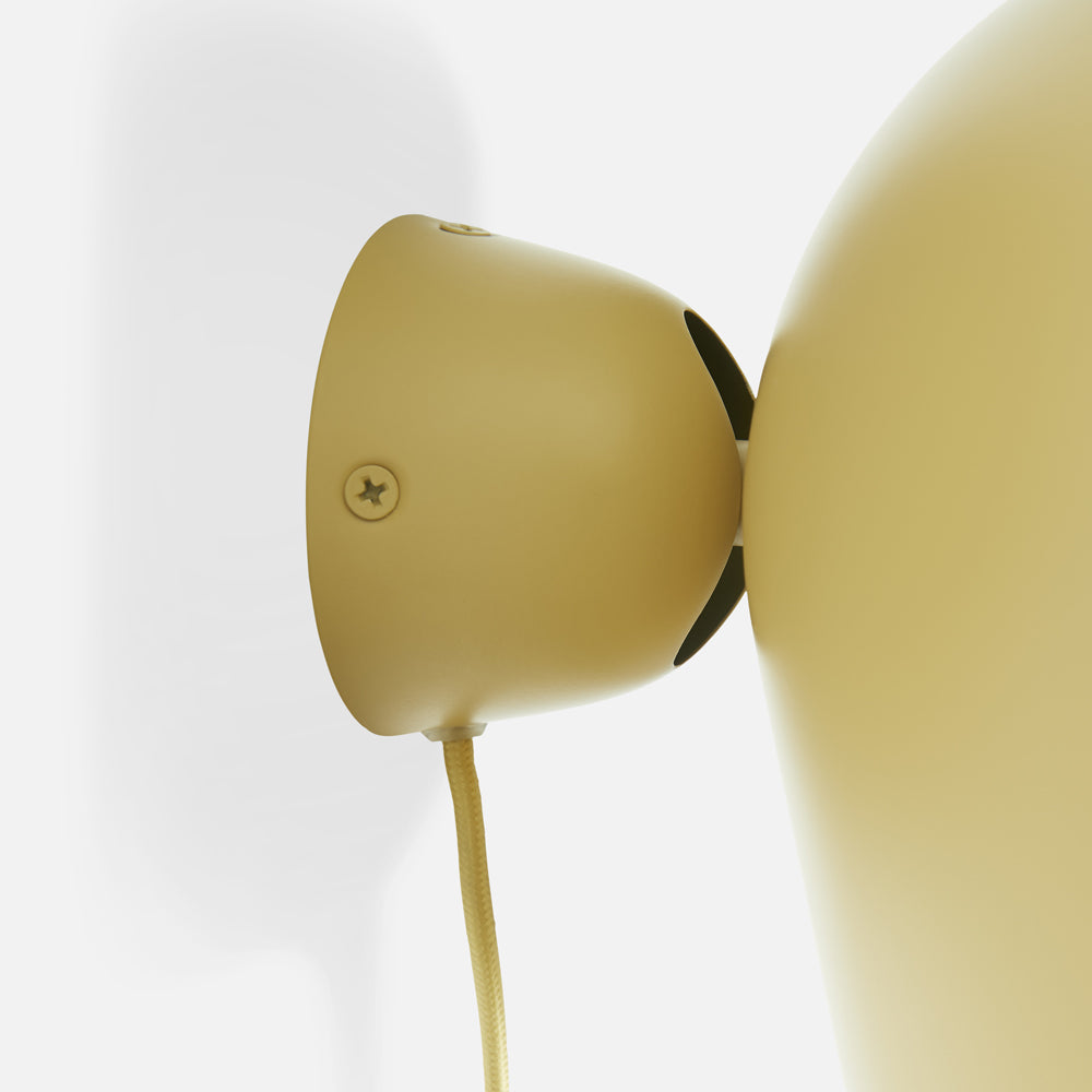 Kuppi Wall Light in Detail.