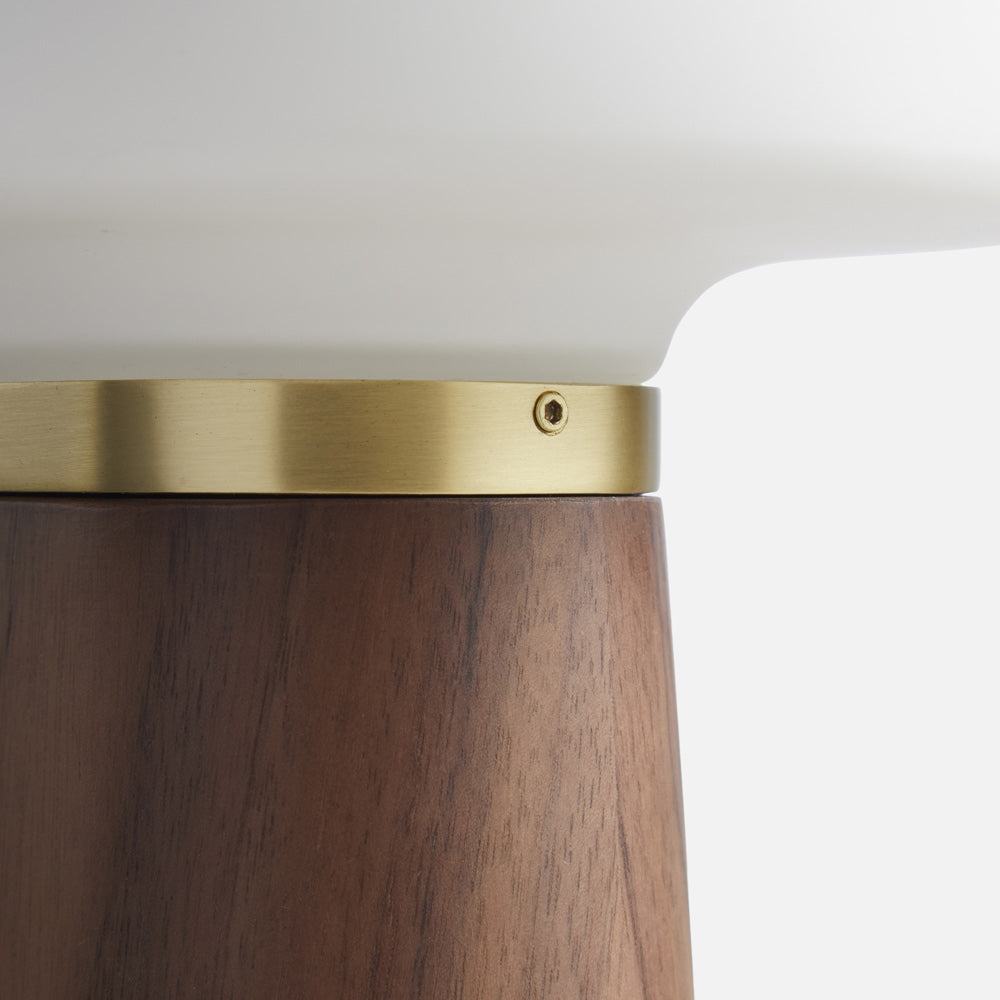 Nova Table Lamp in Detail.