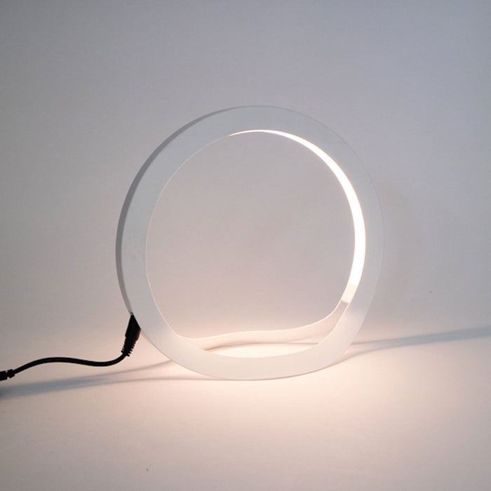 Hoop LED Table Lamp in Detail.
