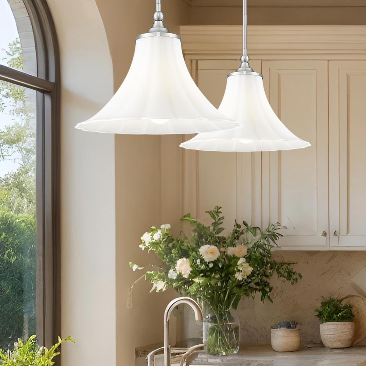 Fleur Pendant Light in Detail.