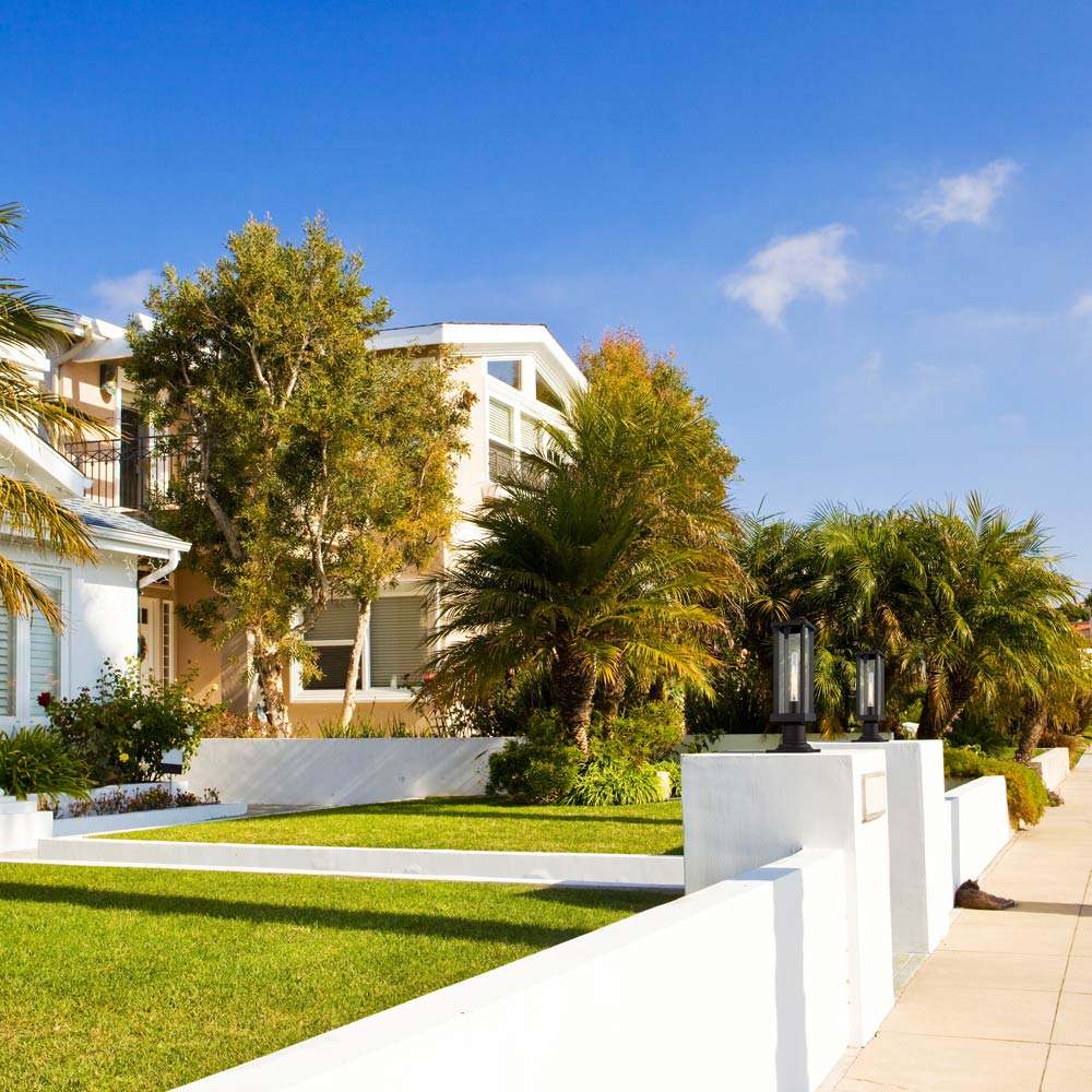 Glenwood 533PM Outdoor Pier Mount Light in Outside Area.