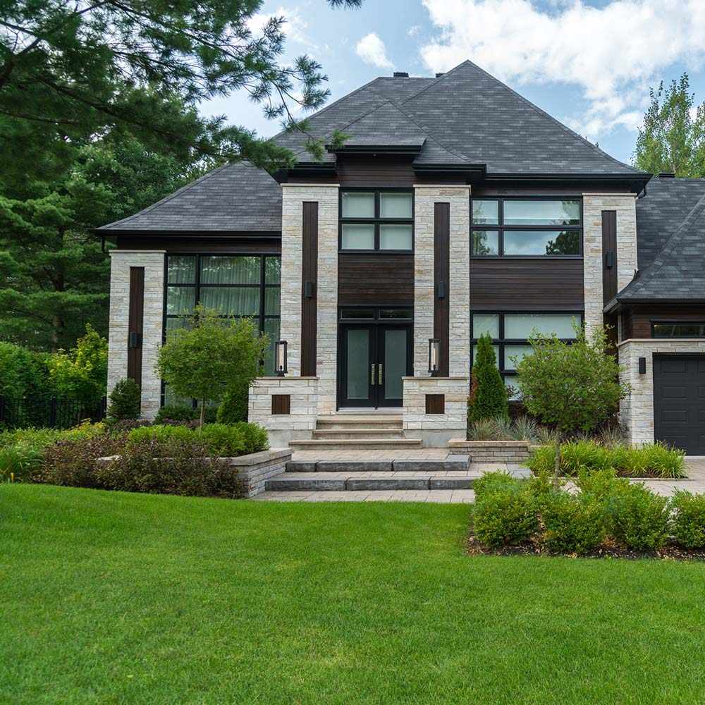 Glenwood 586S Outdoor Pier Mount Light in Outside Area.