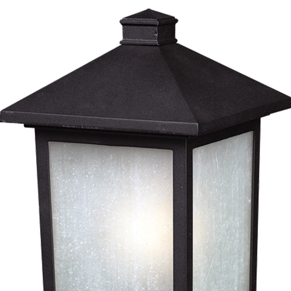 Holbrook 533PM Outdoor Pier Mount Light in Detail.