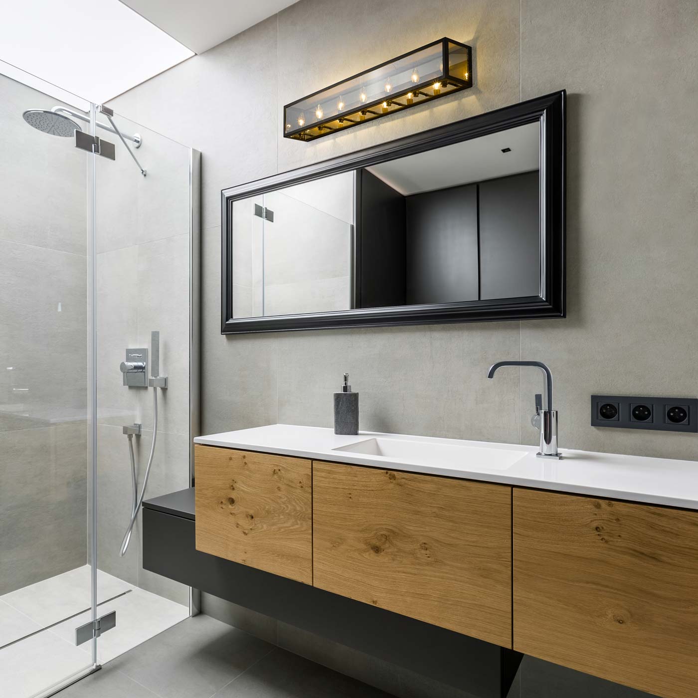 Infinity Bath Vanity Light in bathroom.