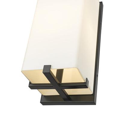 Sana Outdoor Wall Light in Detail.