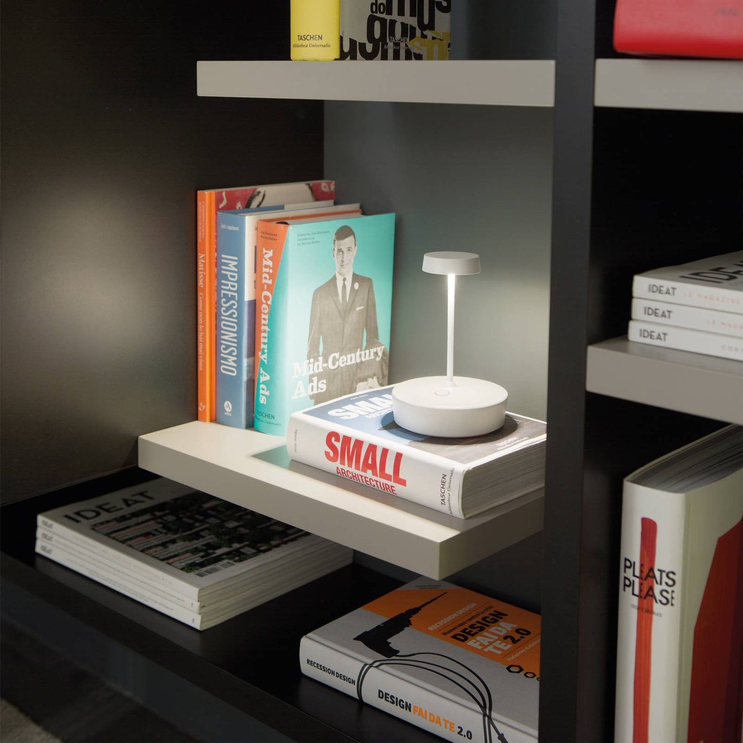Swap Pro Mini Outdoor Rechargeable LED Table Lamp in living room.