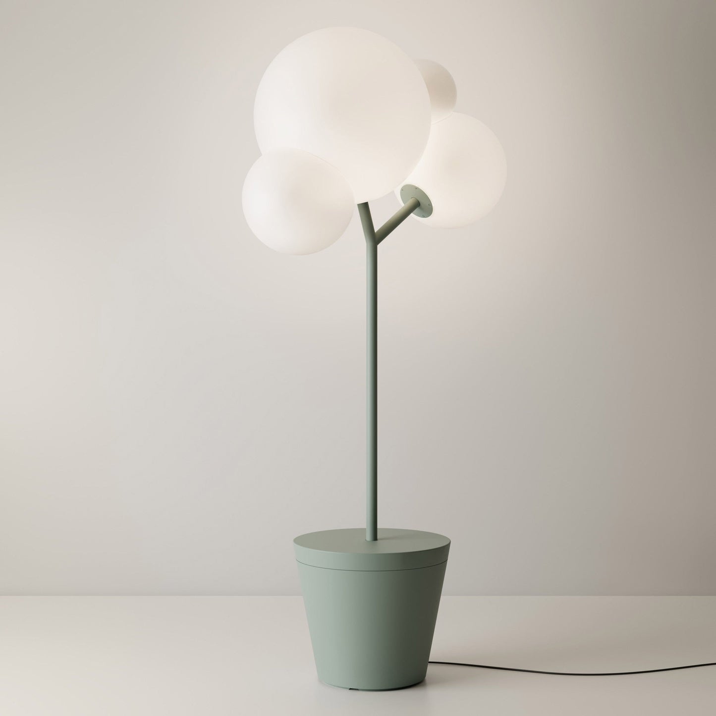 Tree of Light Outdoor Floor Lamp in Detail.
