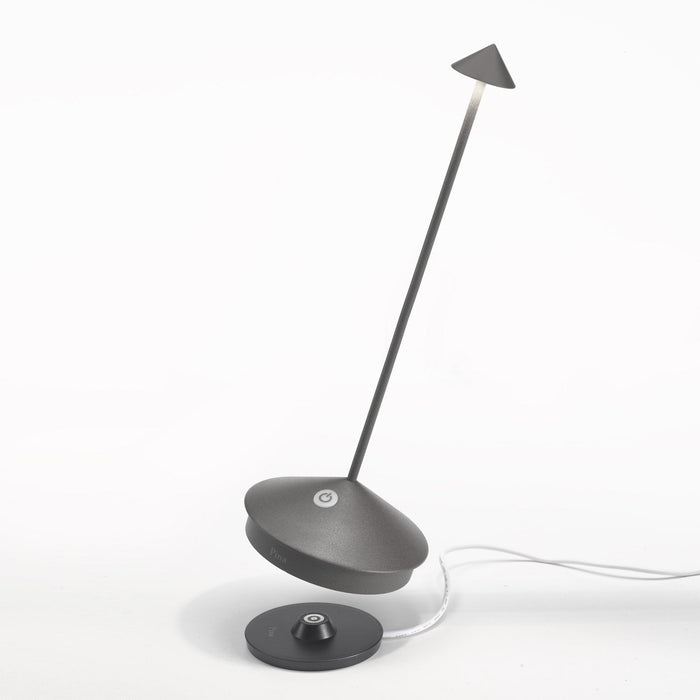 Pina Pro LED Table Lamp in Detail.