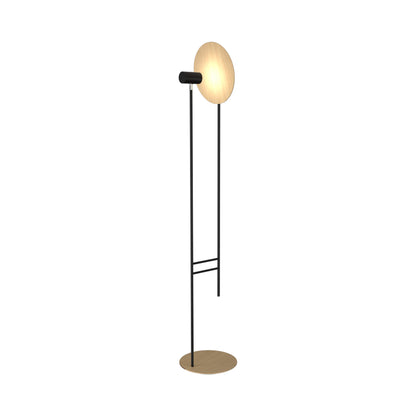 Dot Floor Lamp in Maple.