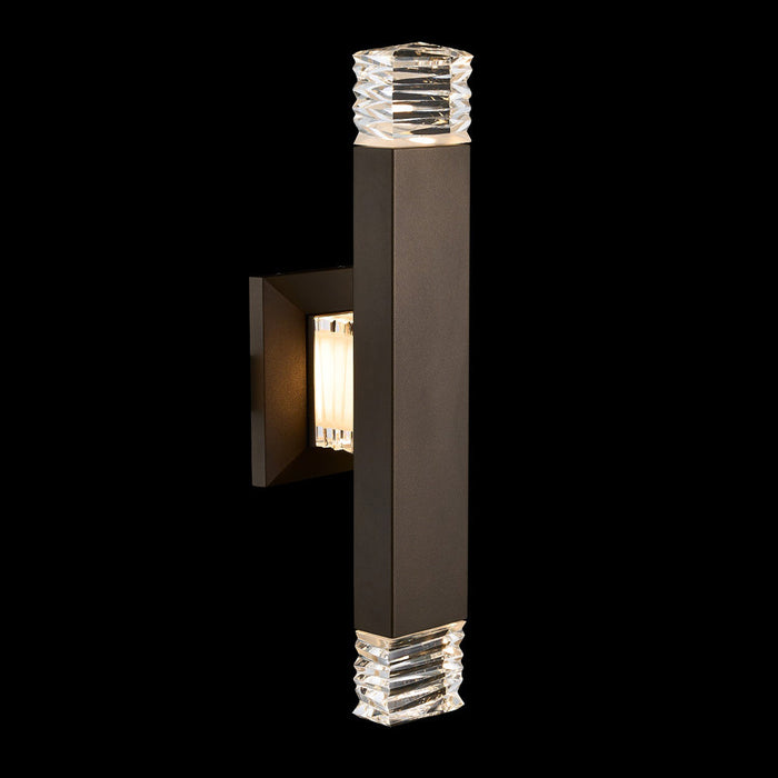 Tapatta Outdoor LED Wall Light in Detail.