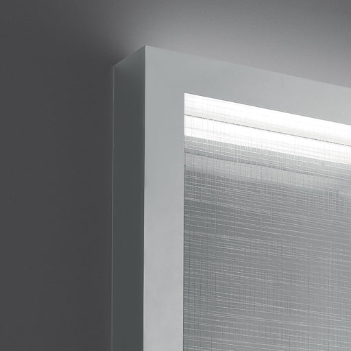 Altrove 600 Ceiling/Wall Light in Detail.