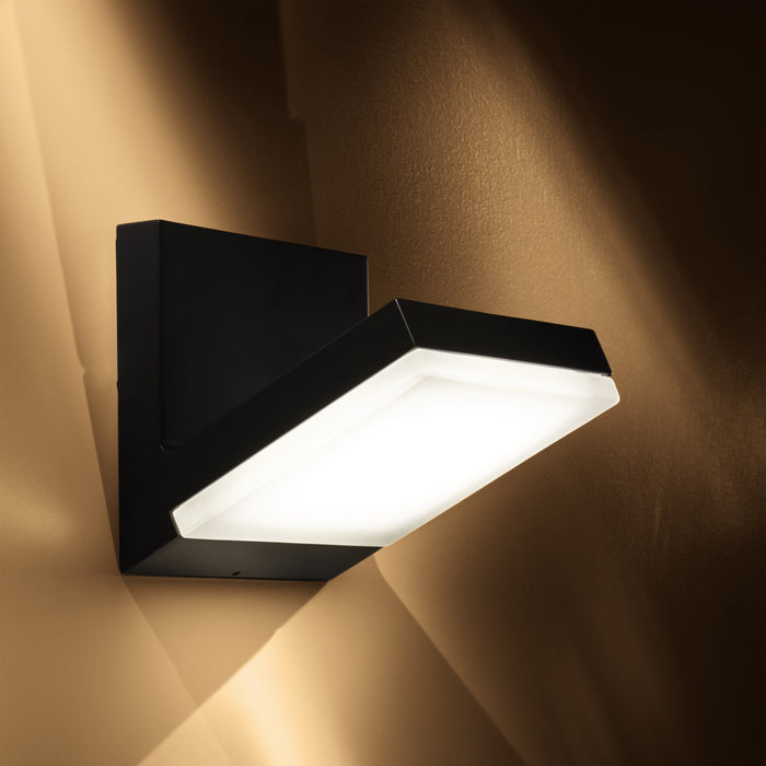 Angle Outdoor LED Wall Light in Detail.