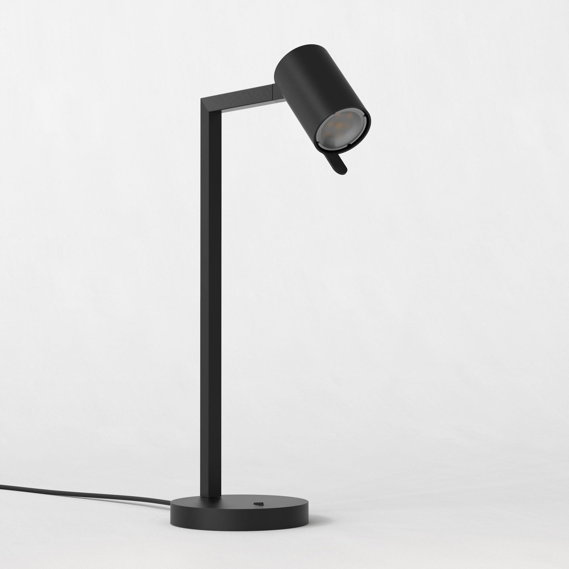 Ascoli Desk Lamp in Detail.