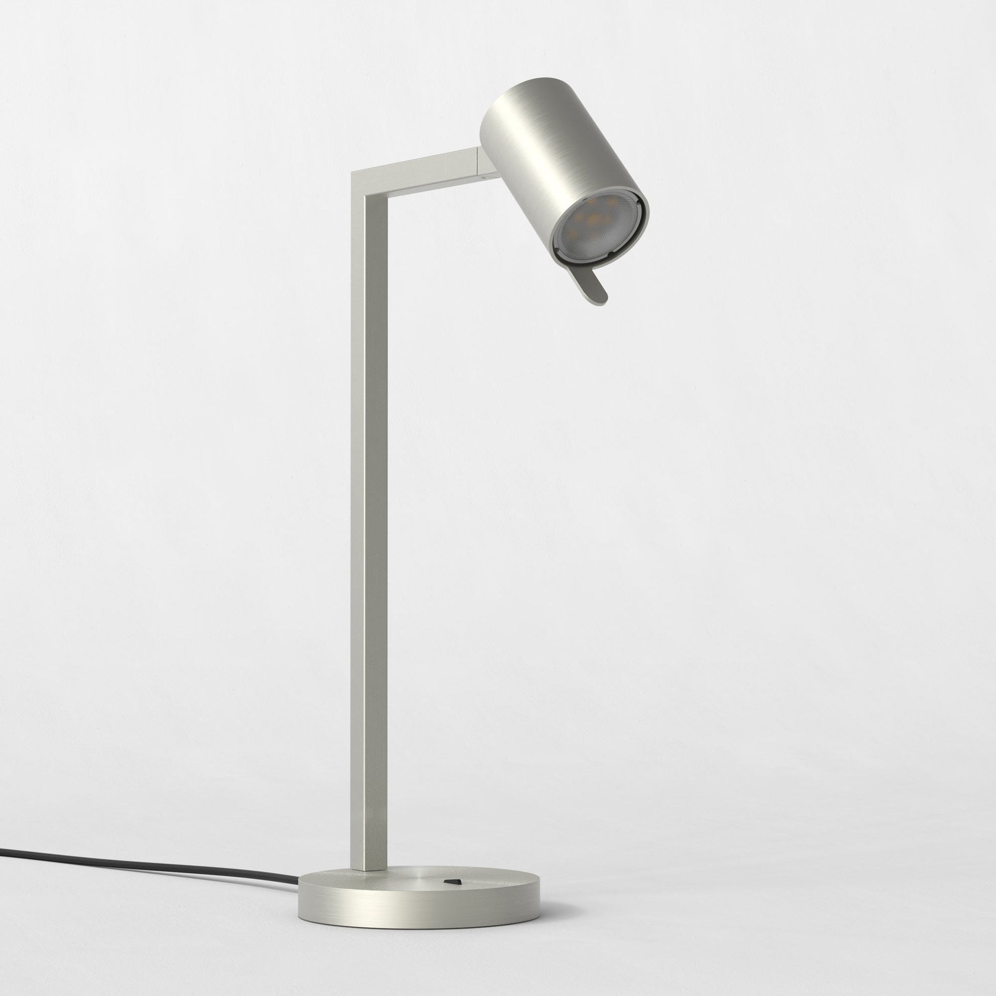 Ascoli Desk Lamp in Detail.