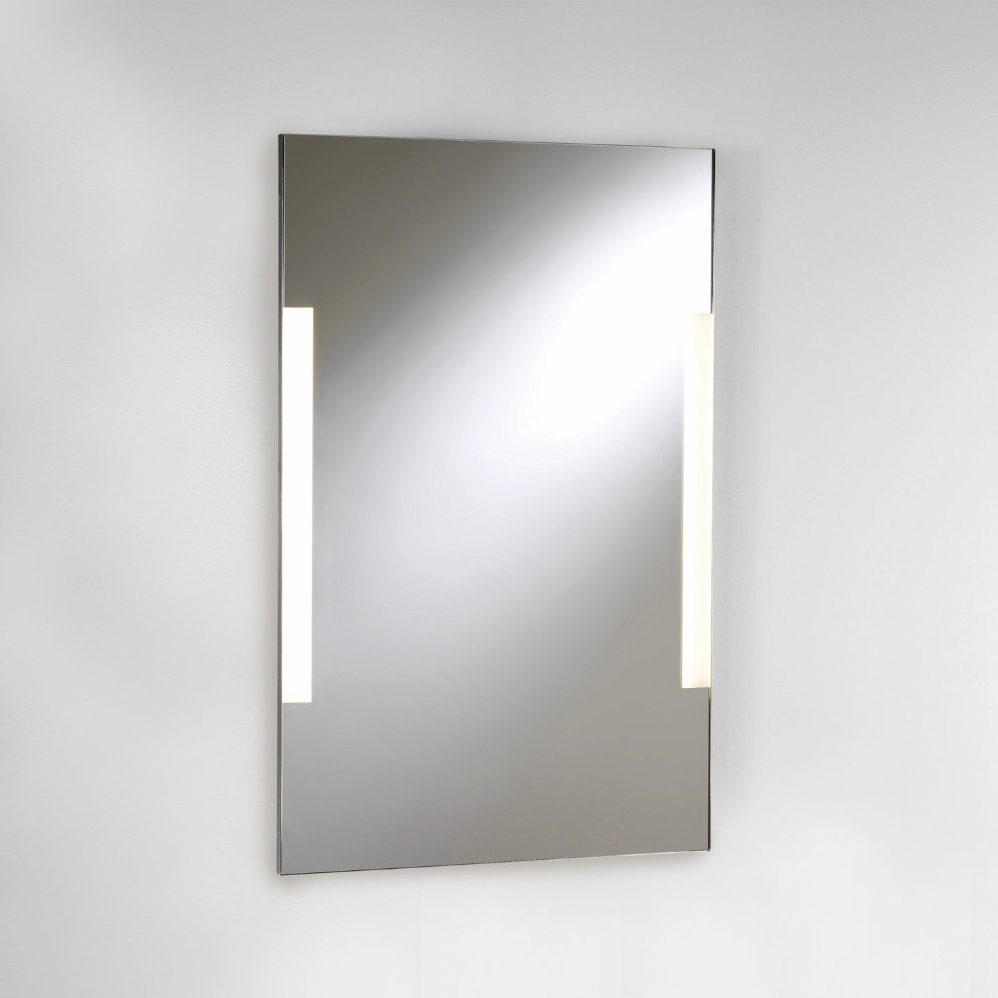 Imola LED Illuminated Mirror in Detail.