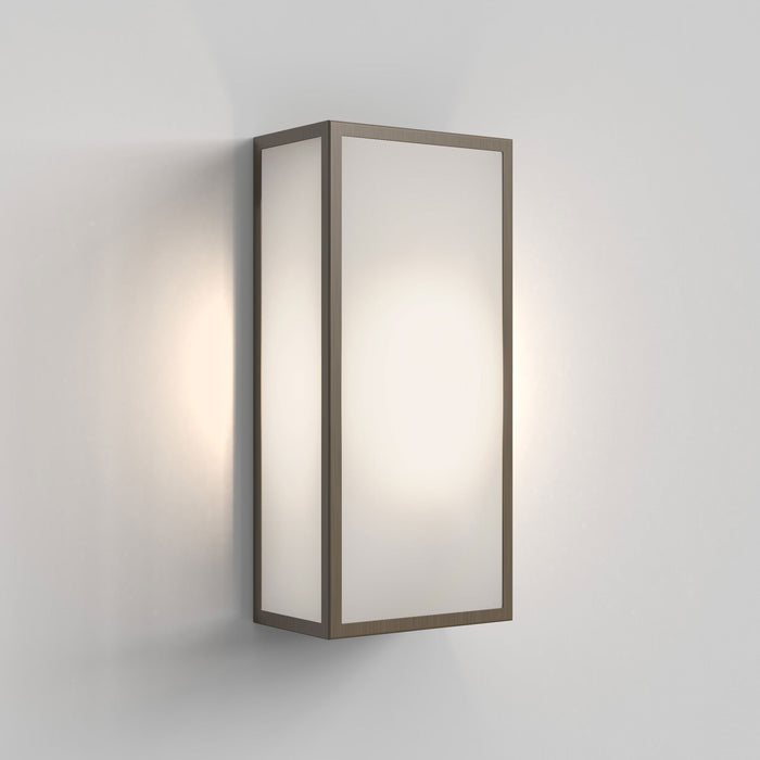 Messina Outdoor Wall Light in Detail.