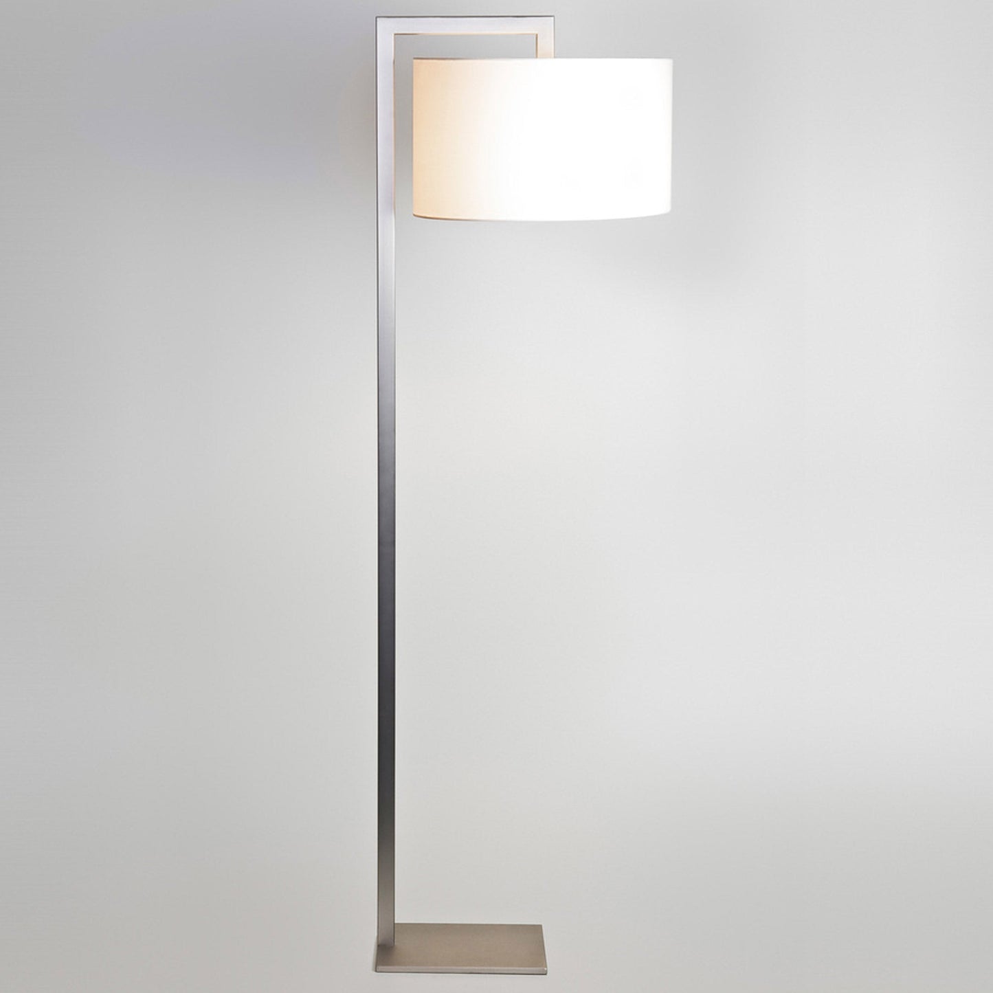 Ravello Floor Lamp in Detail.