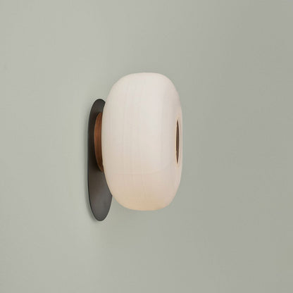 Misko C/W Ceiling / Wall Light in Detail.