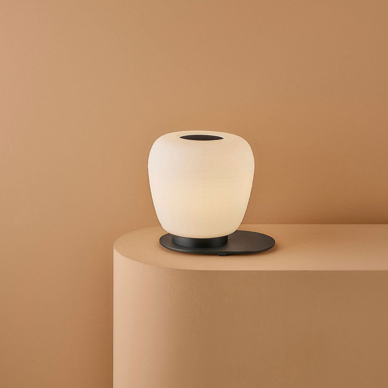 Misko T Table Lamp in Detail.