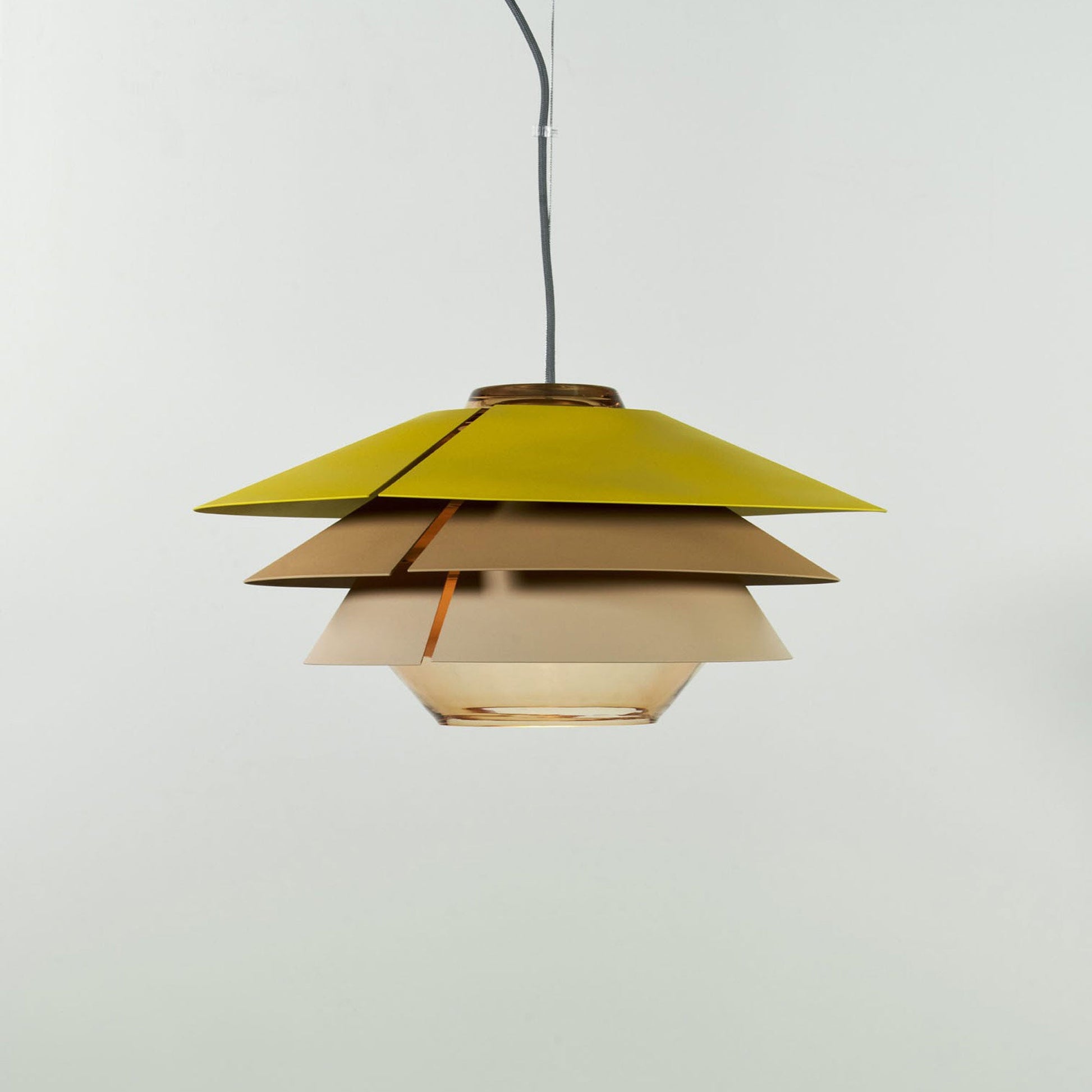 Overlay S Pendant Light in Detail.