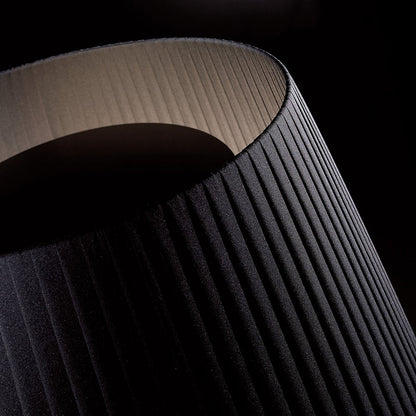 Royal T Table Lamp in Detail.