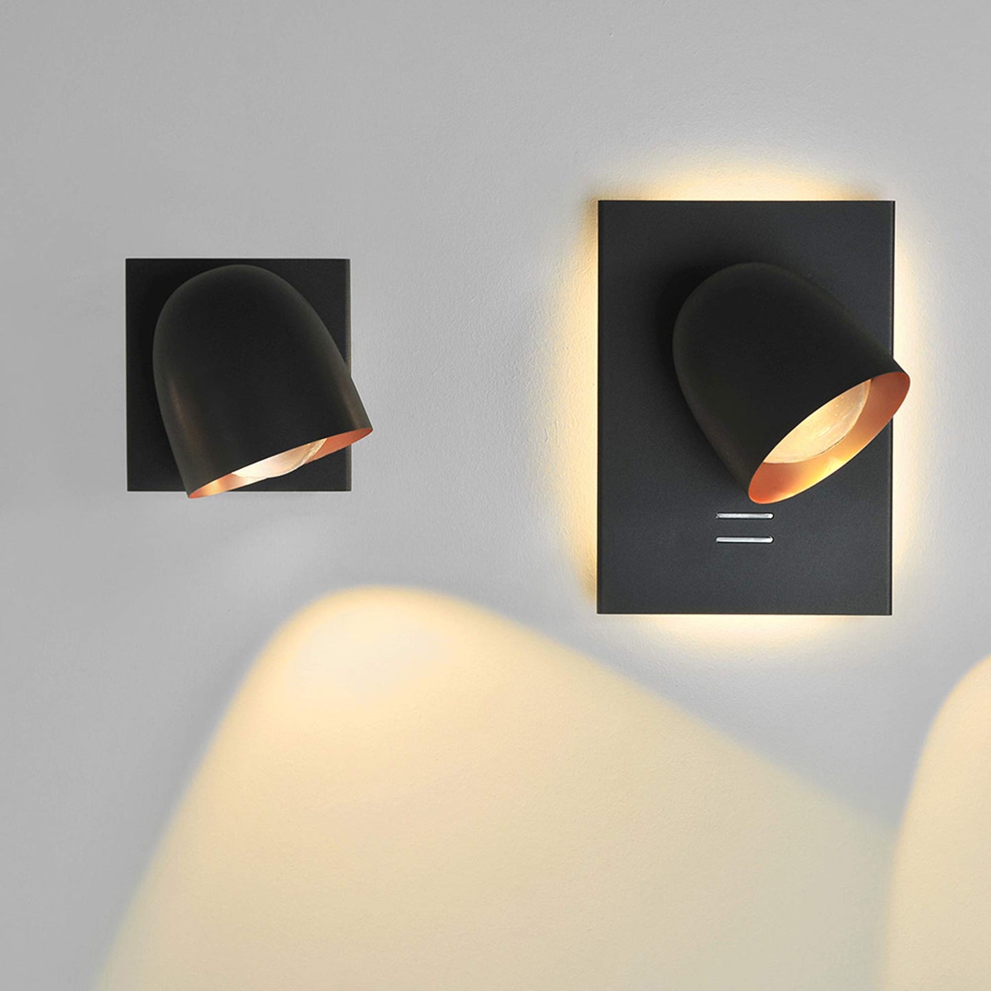 Speers W LED Wall Light in Detail.