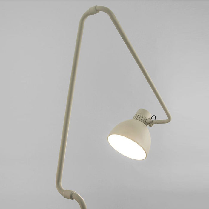 Blux System F Floor Lamp in Detail.
