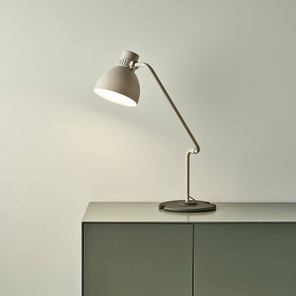 Blux System T Table Lamp in Detail.