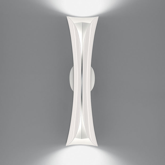 Cadmo LED Wall Light in White.