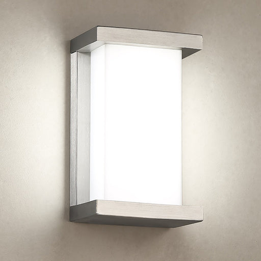 Case Outdoor LED Wall Light in Detail.