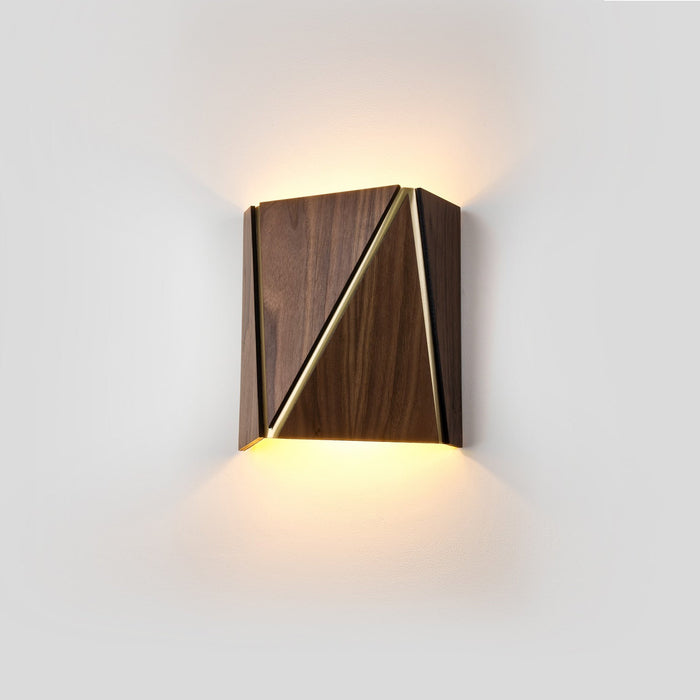 Calx LED Wall Light in Detail.