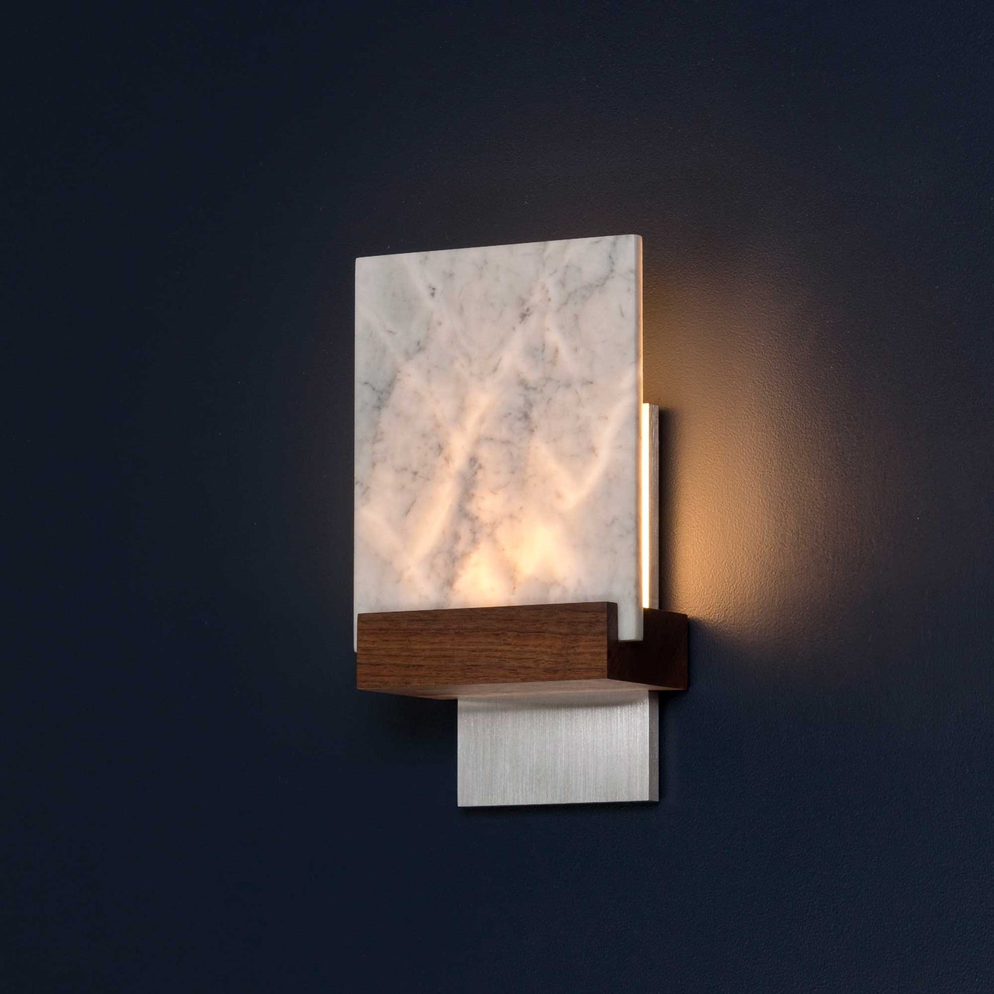 Fortis LED Wall Light in Detail.