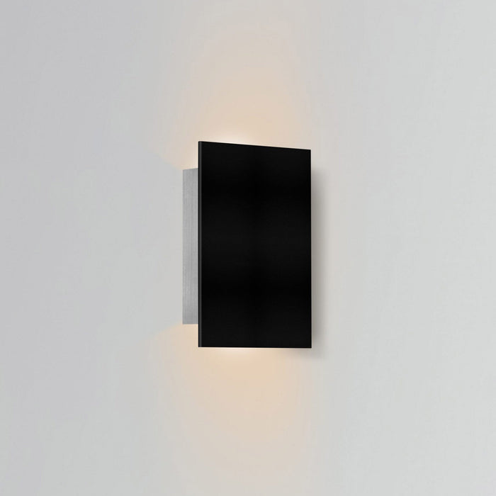 Tersus Outdoor LED Up and Down Wall Light in Detail.