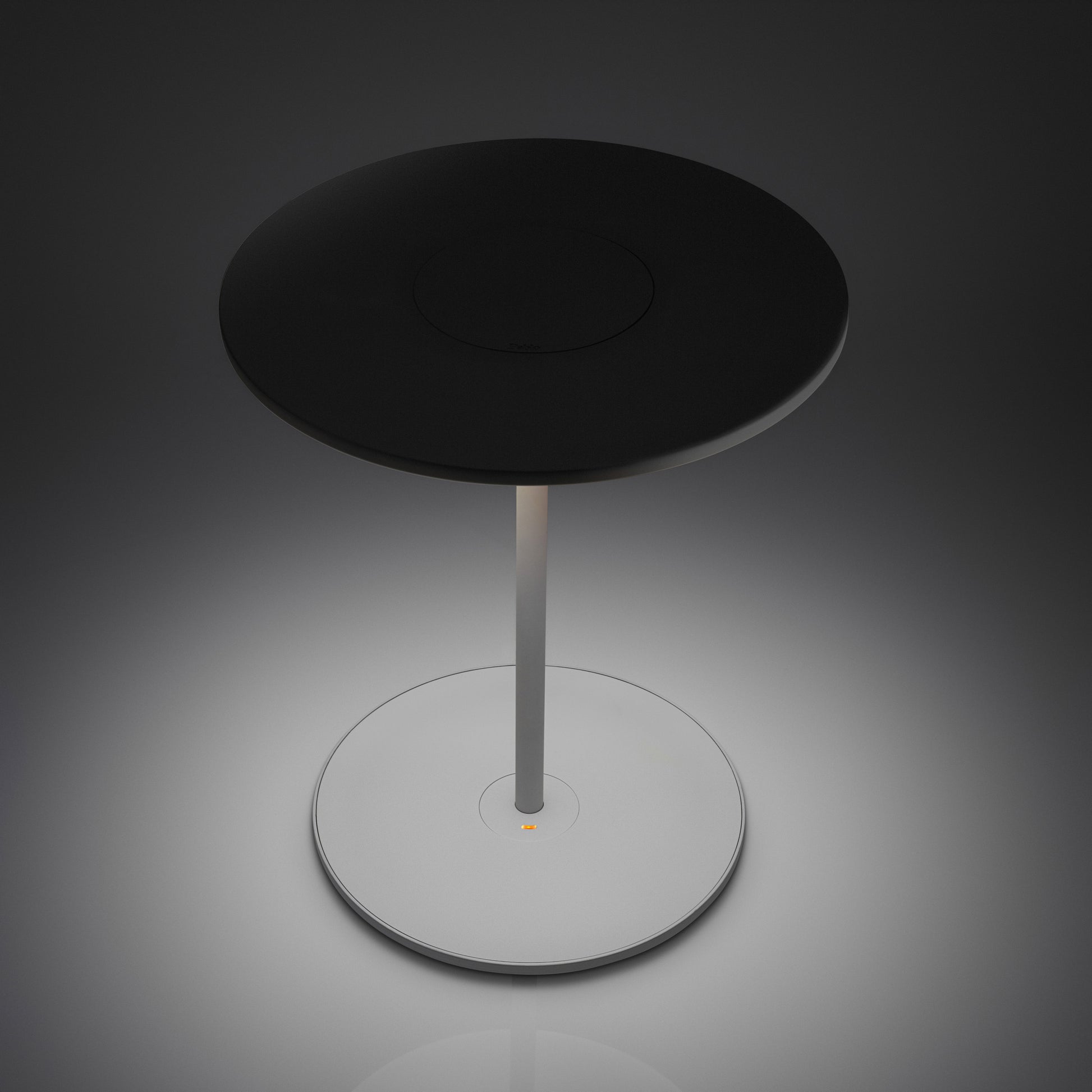 Circa LED Table Lamp in Detail.