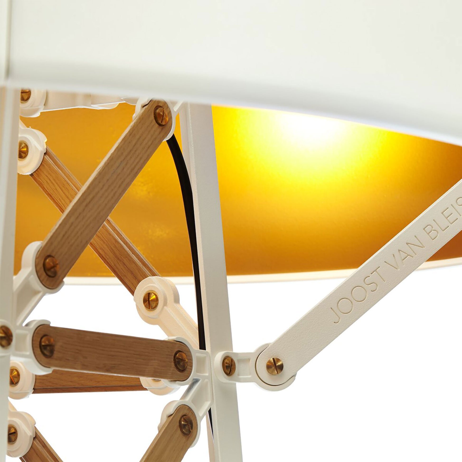 Construction Floor Lamp in Detail.