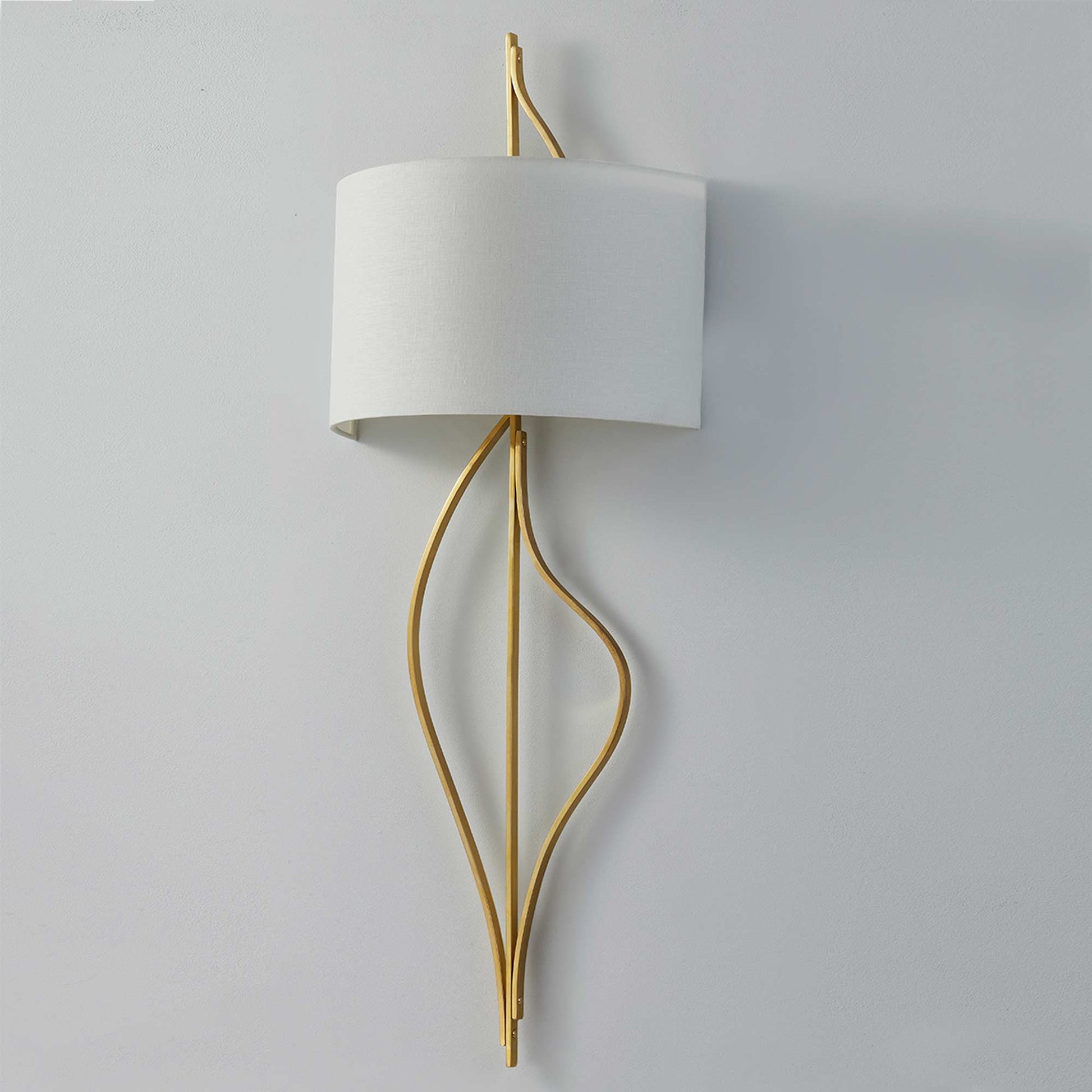 Akina Wall Light in Detail.