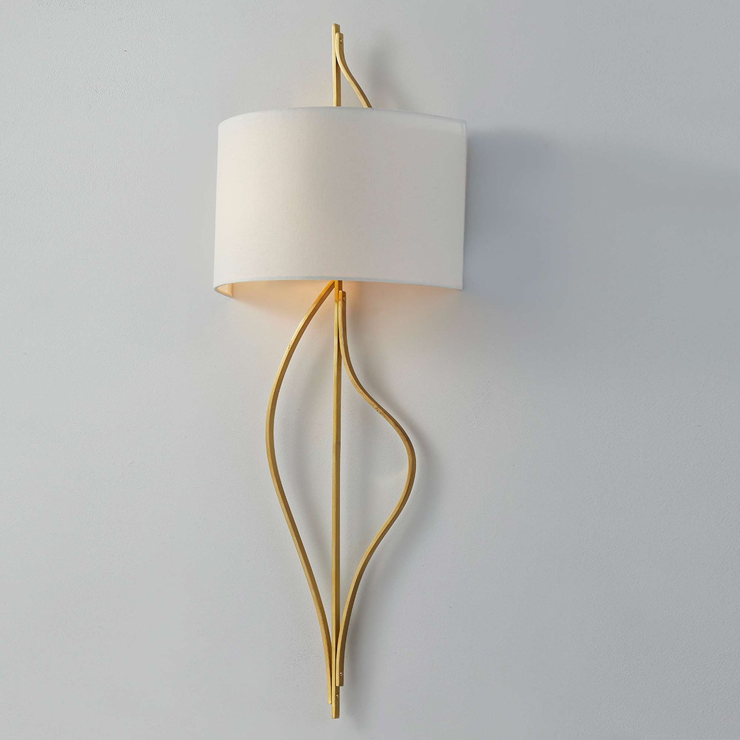 Akina Wall Light in Detail.