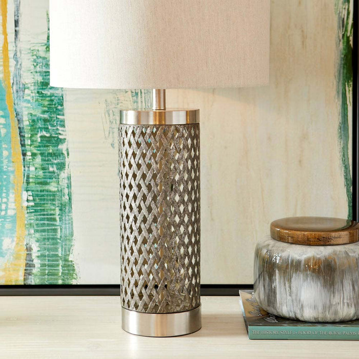 Fiore Table Lamp in Detail.