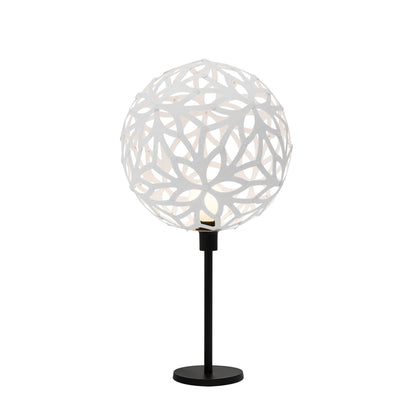 Floral Table Lamp in White/White.