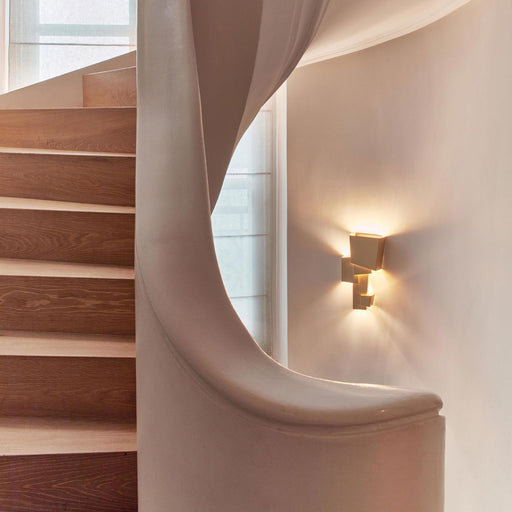 Map 1 LED Wall Light in stair.