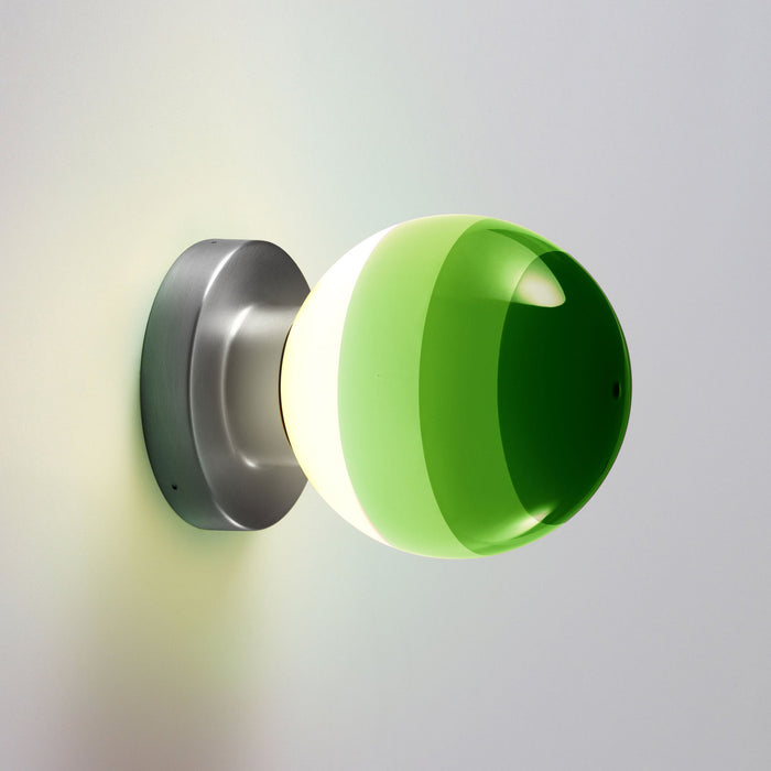 Dipping Light A2 LED Wall Light in Green/Graphite.