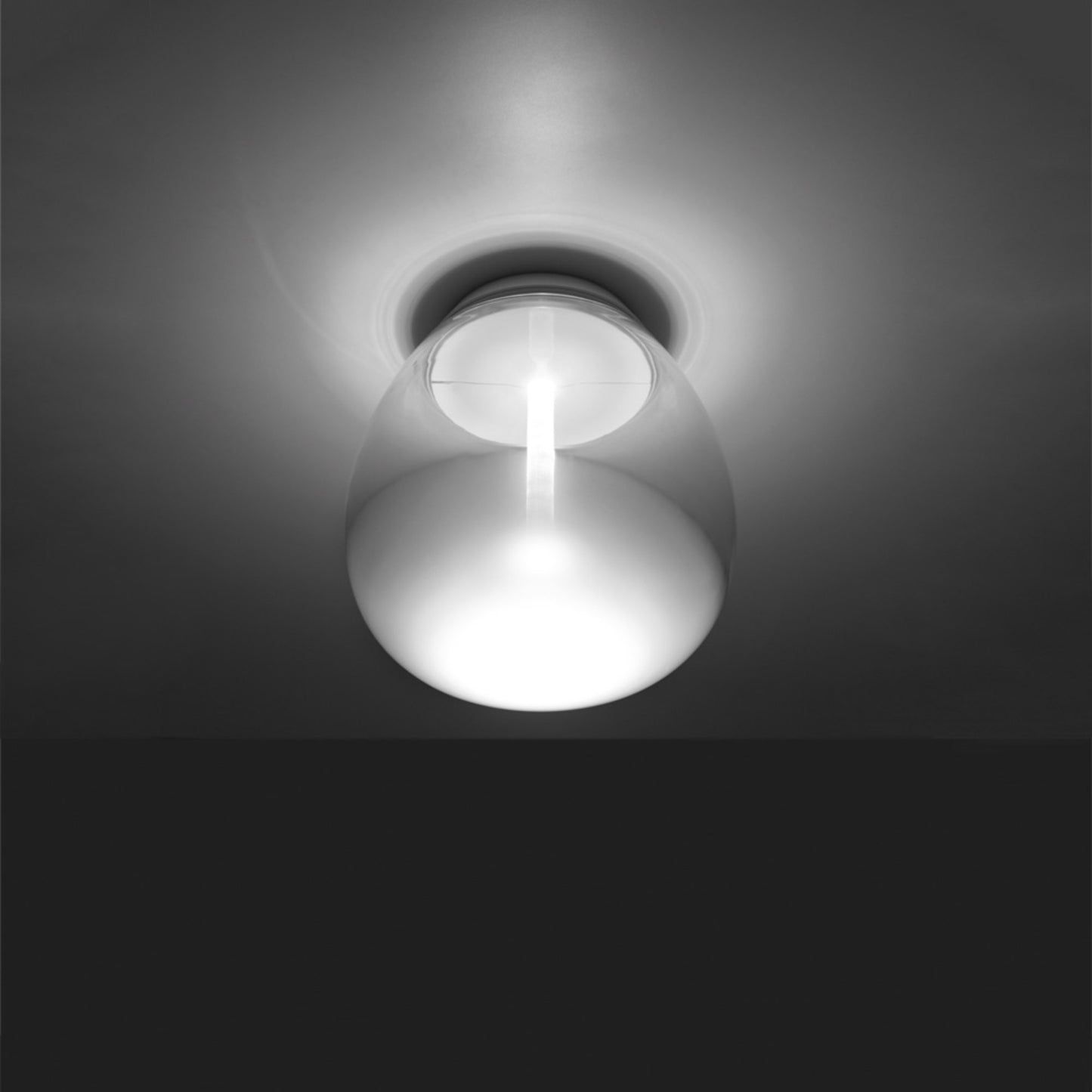 Empatia LED Ceiling/Wall Light in Medium.