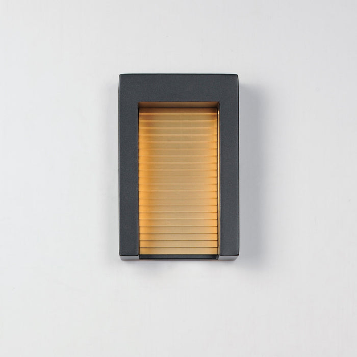 Alcove Outdoor LED Wall Light in Detail.