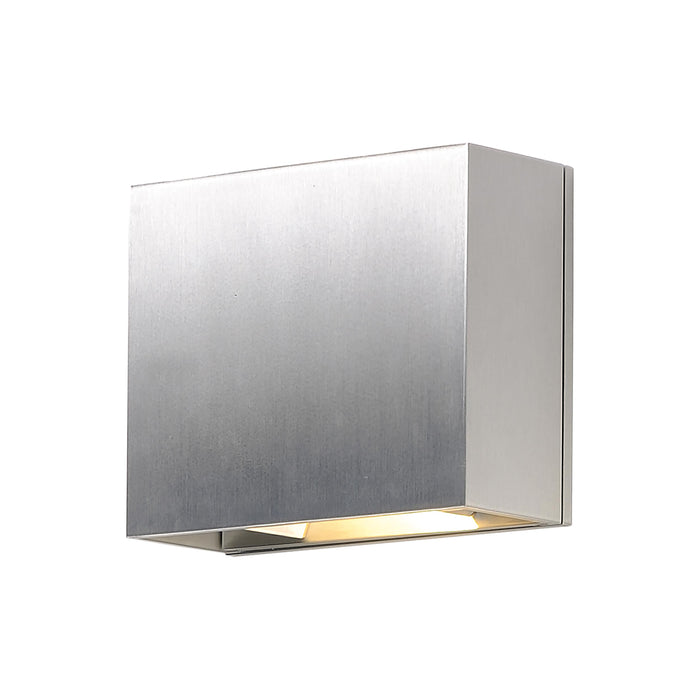 Alumilux Cube Outdoor LED Wall Light in Satin Aluminum (Large).