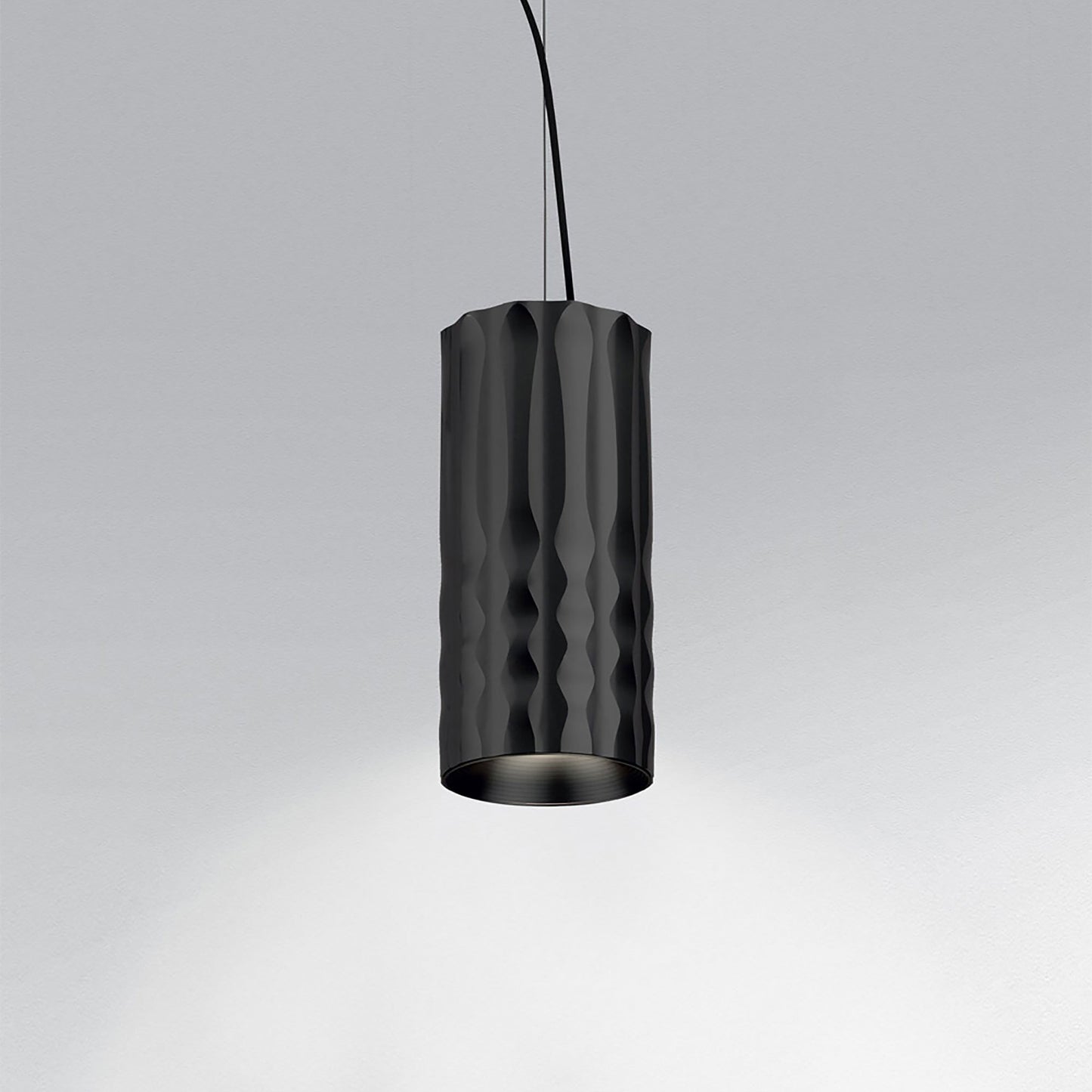 Fiamma 30 LED Pendant Light in Anodized Black.