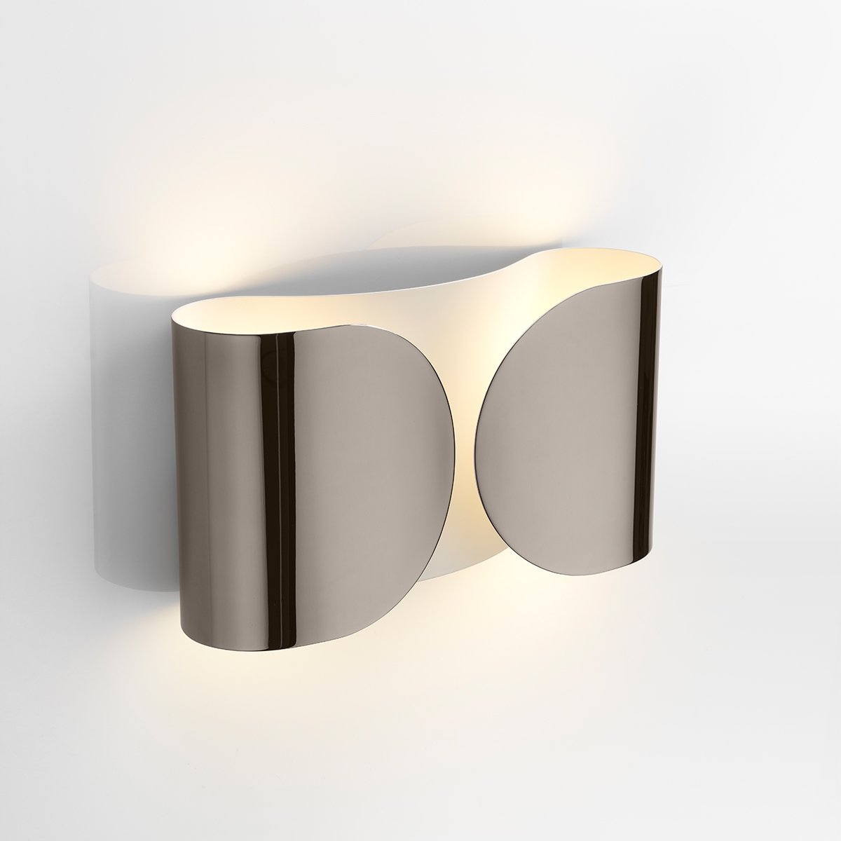 Foglio Wall Light in Detail